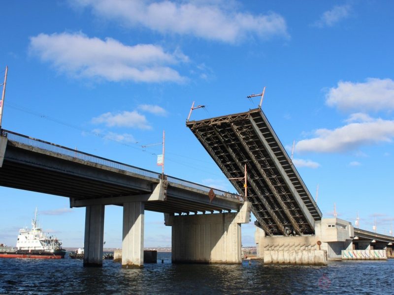 Досліджуємо знакові розвідні мости Миколаєва: Путівник найціннішими пам’ятками міста